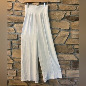 ATM Women’s White Palazzo Wide Leg Tall Flowy Pants NEW size small